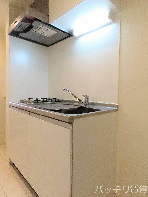 キッチン　画像は同型タイプの為現状を優先致します。