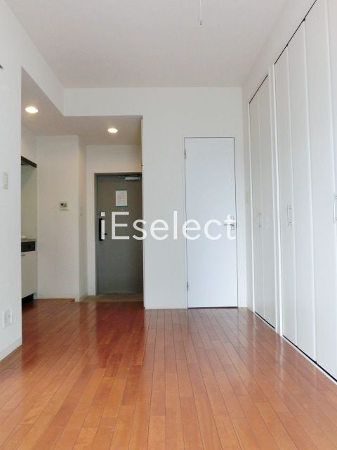その他部屋・スペース　角部屋で明るいお部屋
