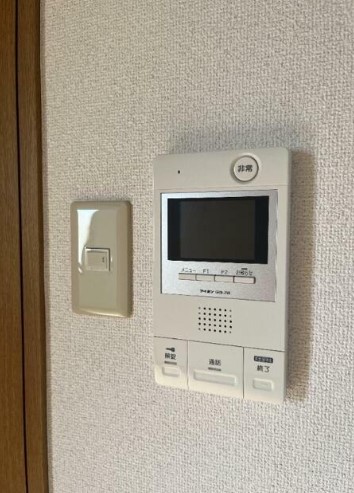 セキュリティ　モニター付きインターホン