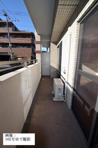 バルコニー　南向きのバルコニー