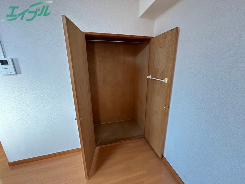 収納　同型参考写真