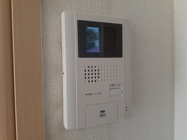 セキュリティ　TVモニター付きインターホン