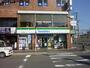 コンビニ　ファミリーマート阪急桂駅前店（コンビニ）まで200m