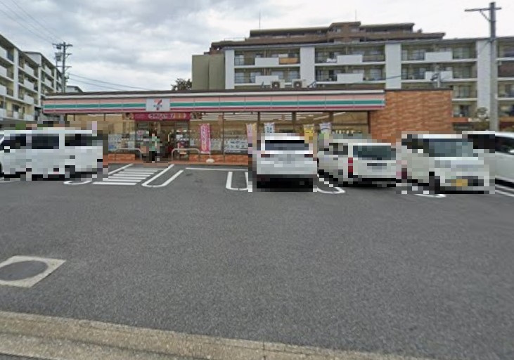 コンビニ　セブンイレブン 春日井高森台店（コンビニ）まで1009m