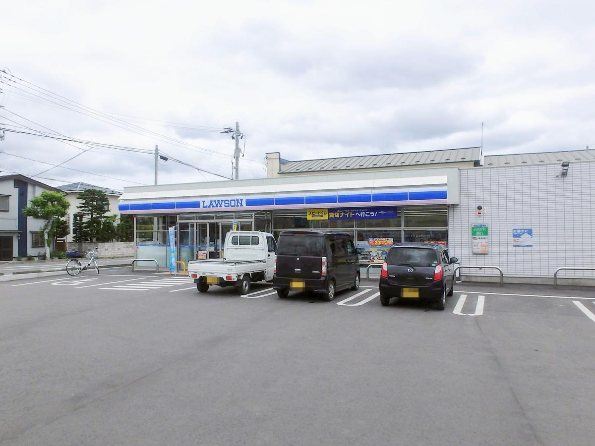 コンビニ　ローソン十和田切田通店（コンビニ）まで290m