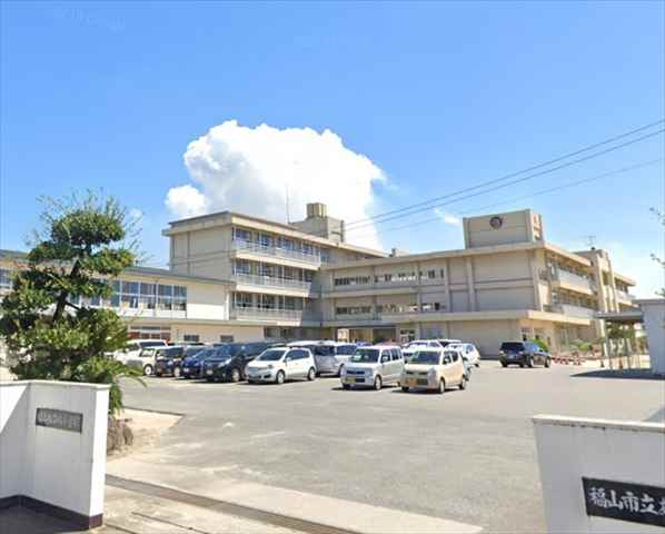 小学校　福山市立曙小学校（小学校）まで389m