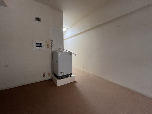 その他部屋・スペース　開放的な寝室です