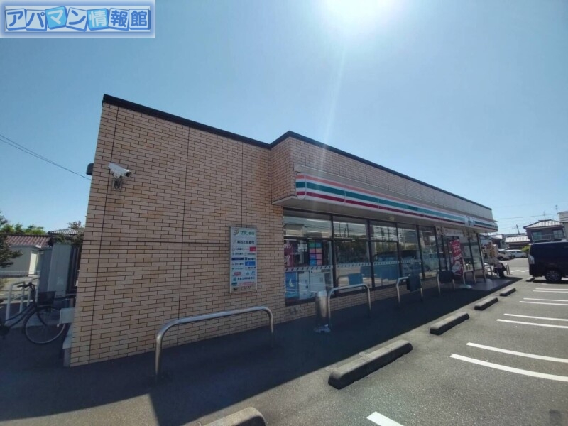 コンビニ　セブンイレブン白根親和町店（コンビニ）まで1591m
