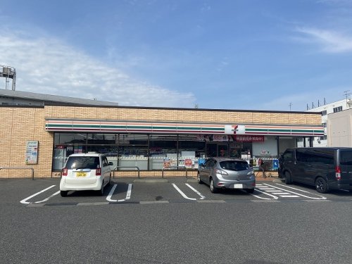 コンビニ　セブンイレブン 新潟東明1丁目店（コンビニ）まで567m