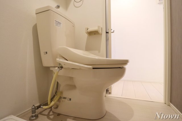 トイレ　落ち着いたトイレです