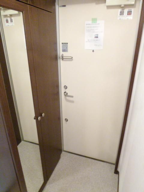 玄関　★大きな下駄箱つきの玄関★