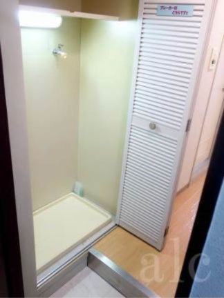 玄関　室内洗濯置場