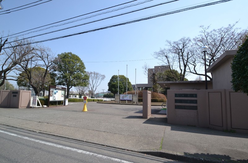 中学校　麻布大学　徒歩37分（中学校）まで2900m