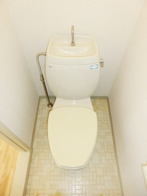 トイレ　きれいなトイレです