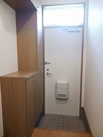 玄関　落ち着いた玄関です