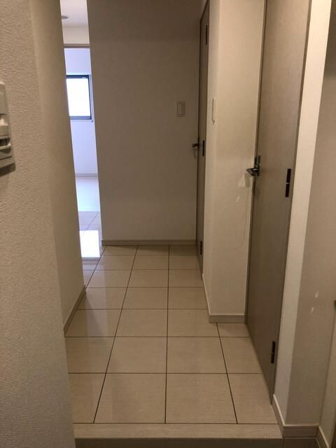 玄関　明るい玄関です