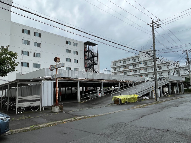 駐車場　自走式駐車場