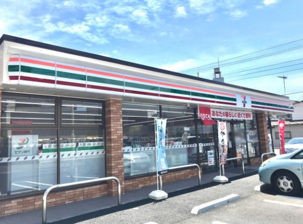 コンビニ　セブンイレブン 相模原南台2丁目店（コンビニ）まで213m