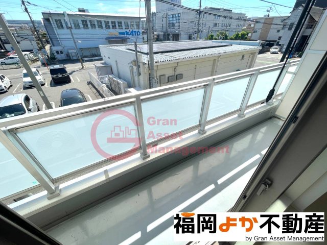 バルコニー　広々としたバルコニーです