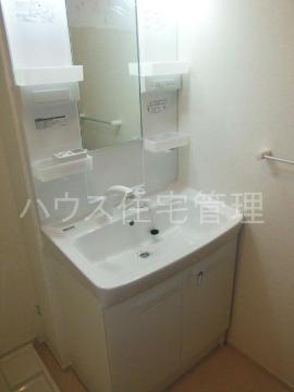 洗面設備　洗髪洗面化粧台