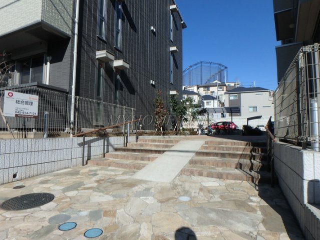エントランス　エントランス