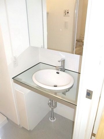 洗面設備　★オシャレな独立洗面台★