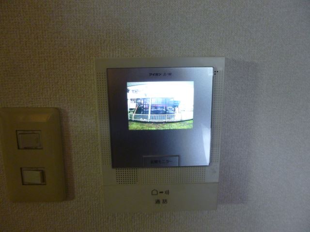 セキュリティ　テレビ付モニターフォンです