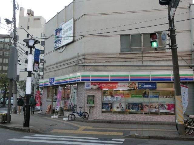 コンビニ　スリーエフ（コンビニ）まで230m