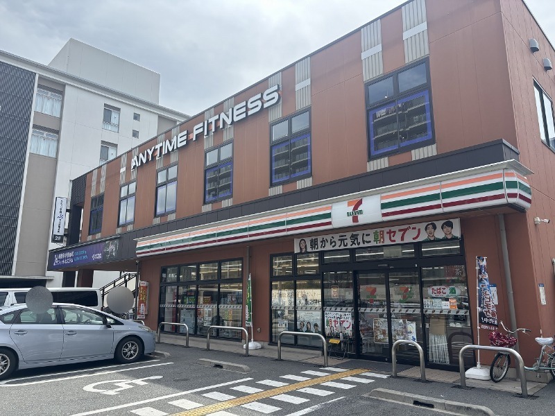 コンビニ　セブンイレブン大阪関目6丁目店（コンビニ）まで371m