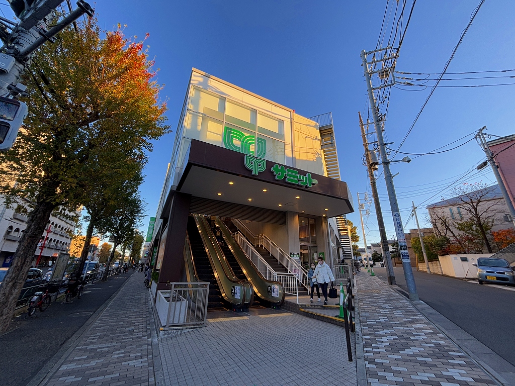 スーパー　サミットストア本天沼店（スーパー）まで587m