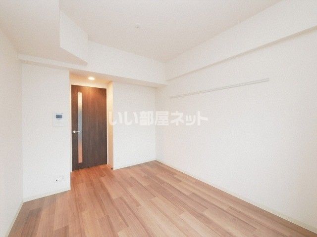 プレサンス大阪福島シエルの居間写真