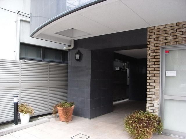 エントランス　オートロック付