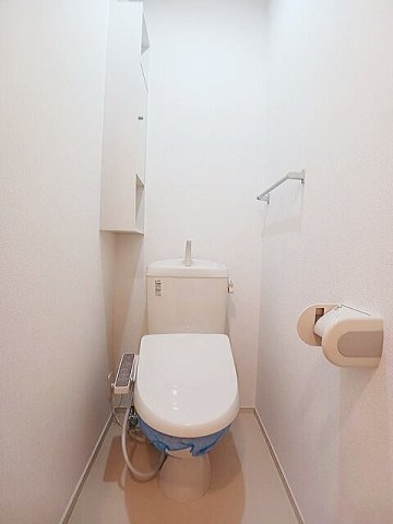 トイレ　コンパクトで使いやすいトイレです