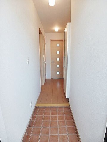 玄関　シンプルで使いやすい玄関です