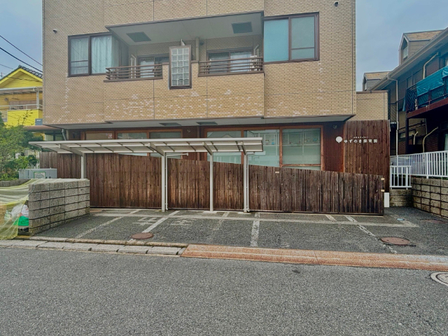 幼稚園・保育園　みなみぎょうとくゆずのき保育園（幼稚園・保育園）まで20m