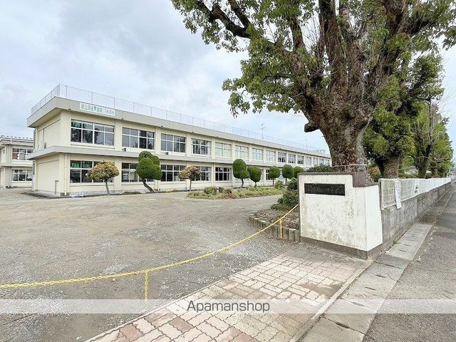 中学校　高鍋西中学校（中学校）まで972m