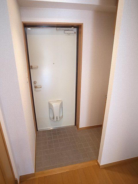玄関　物件画像