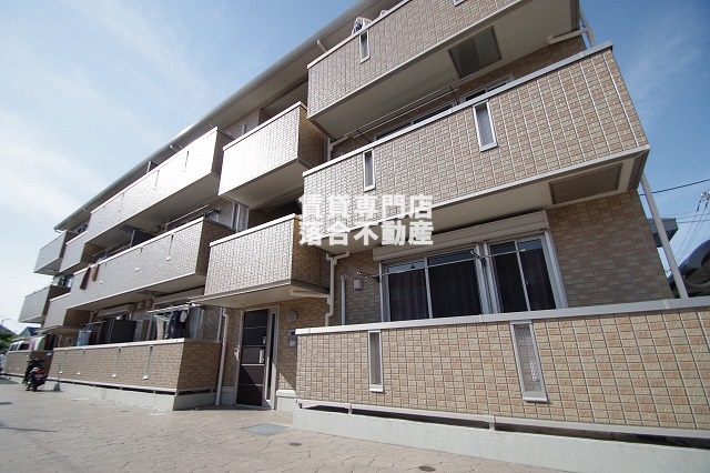 建物外観　2009年3月完成
