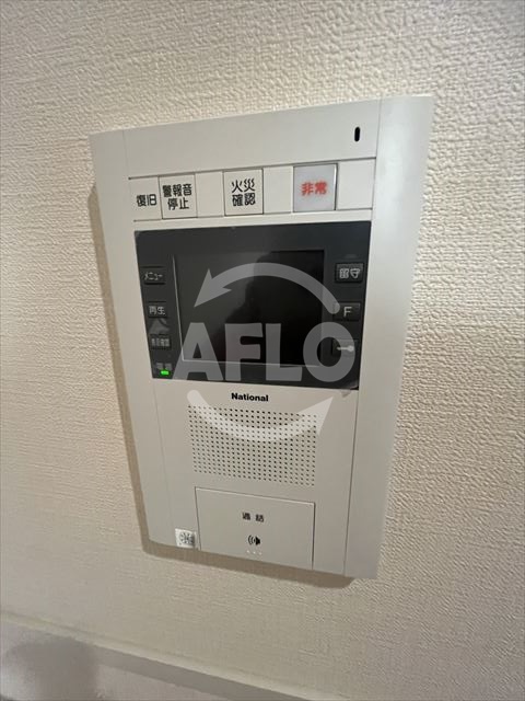 セキュリティ　ロイヤルパークス桃坂　モニター付きインターホン