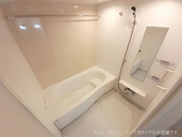 バス・シャワールーム　※同タイプのお部屋の画像です。
