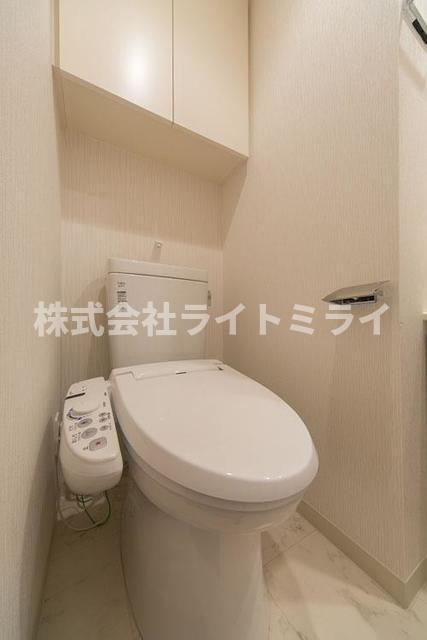 トイレ　※写真は同タイプ住戸です。?