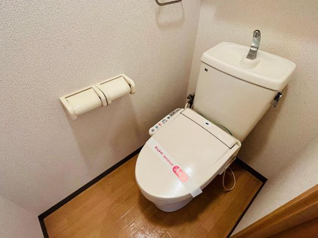 トイレ　シャワー付トイレ