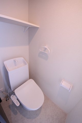 トイレ　落ち着いたトイレです