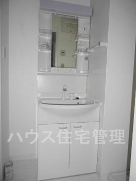 洗面設備　洗髪洗面化粧台