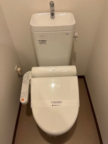 トイレ　トイレ個室♪