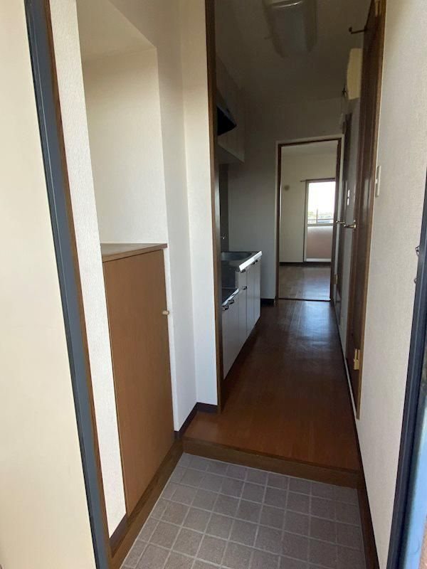 玄関　※他部屋参照
