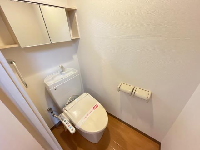トイレ　シャワー付トイレ