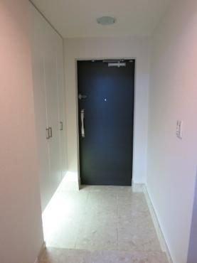 玄関　別タイプ部屋　参考写真です