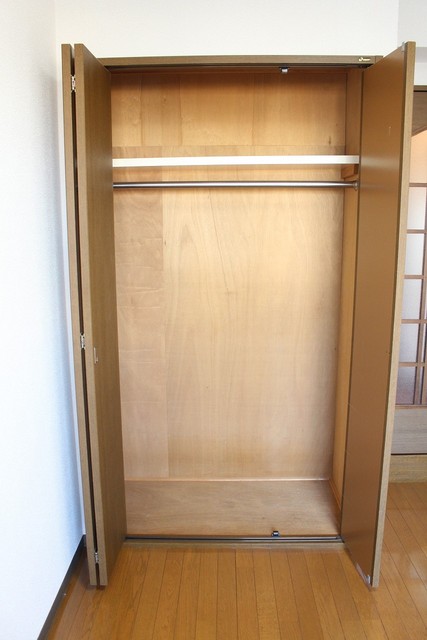 収納　クローゼット付き