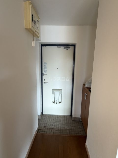 シャトレ牧之原の玄関写真